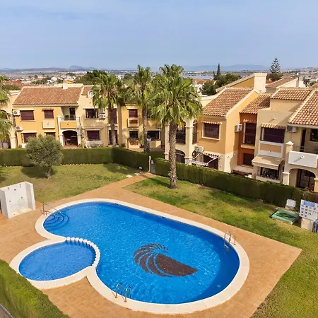 Apartment Palm Apartment- Very Quiet, In The Garden, Air Condition In Every *